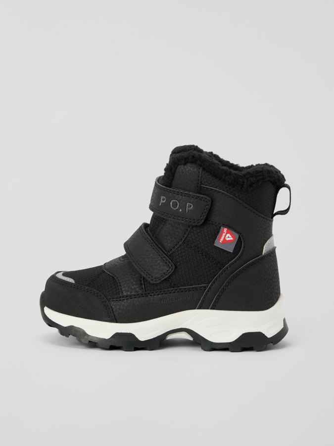 Vattentäta vadderade vinterkängor Vattentäta vadderade vinterkängor