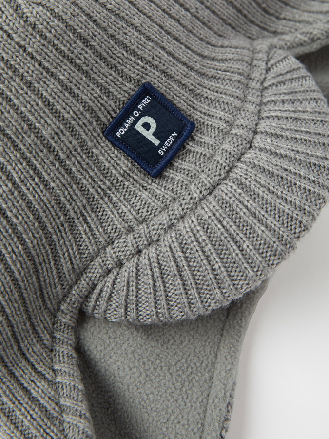 Mössa ribbstickad fleecefodrad Mössa ribbstickad fleecefodrad