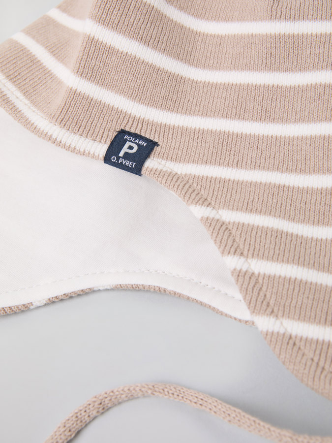 Hjälmmössa fodrad Hjälmmössa fodrad