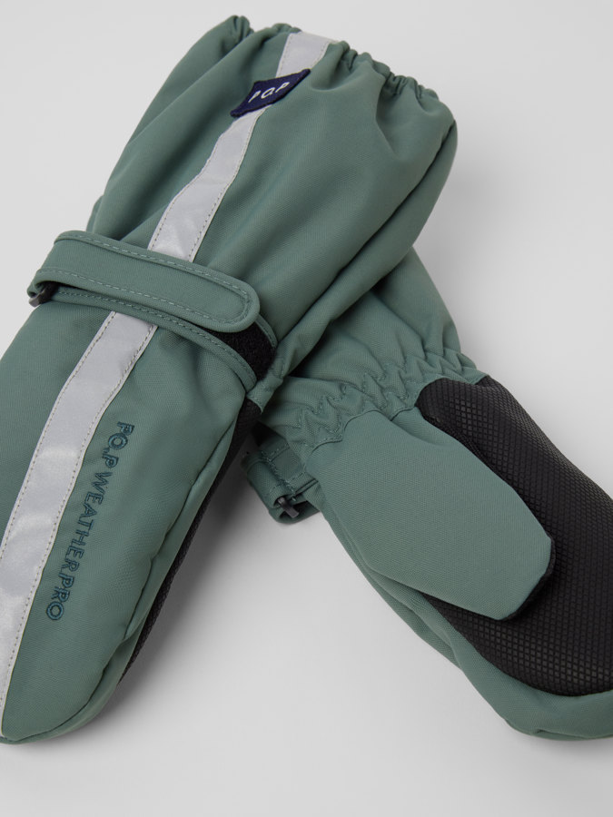 Vattentäta vadderade vantar