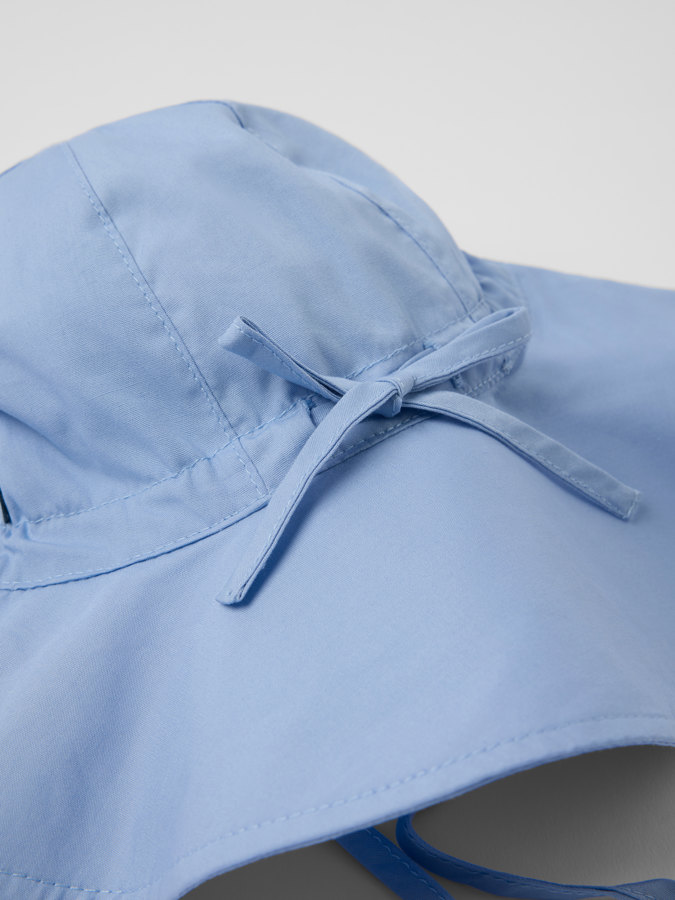 Vävd solhatt med UV-skydd