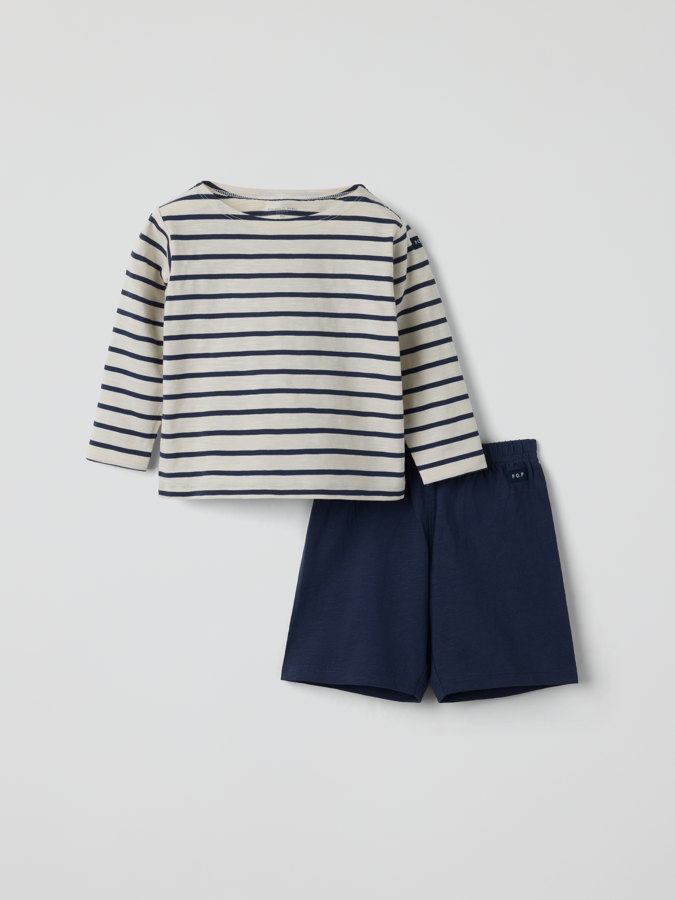 Set med body och shorts