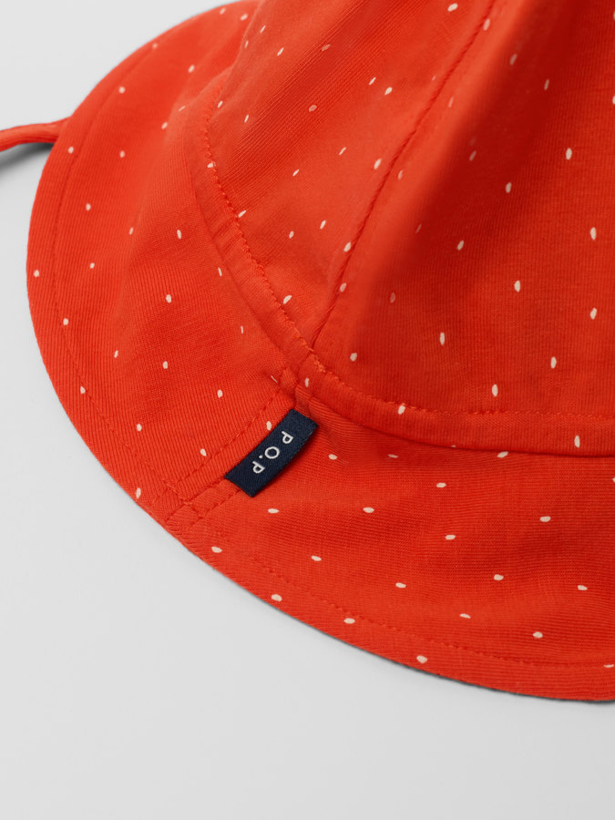 Solhatt jordgubbe Solhatt jordgubbe