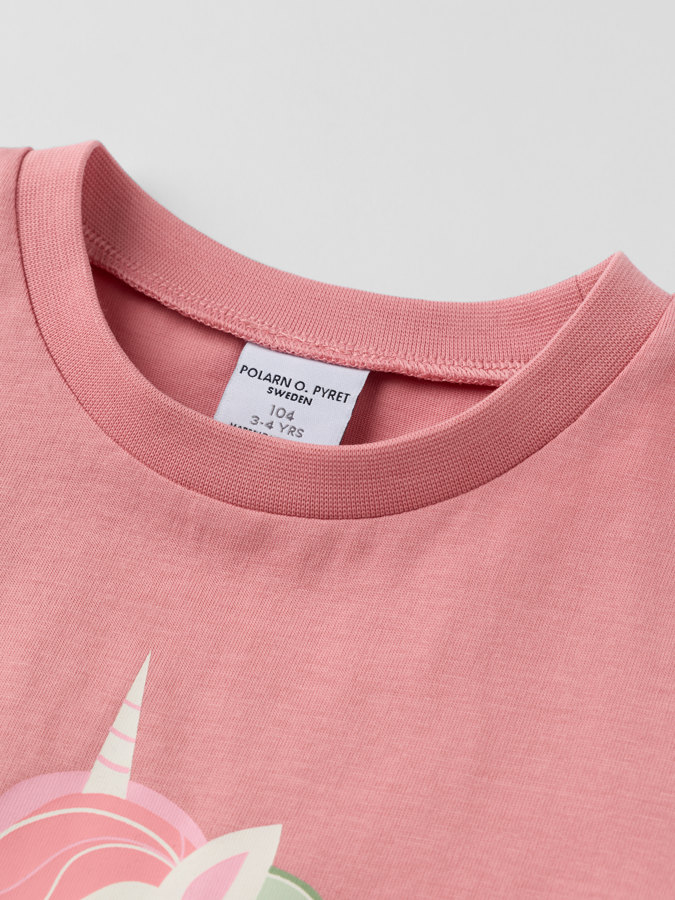 T-shirt printad