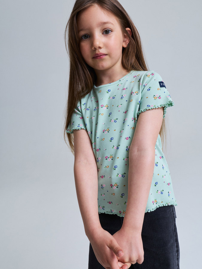 Ribbad T-shirt blommig