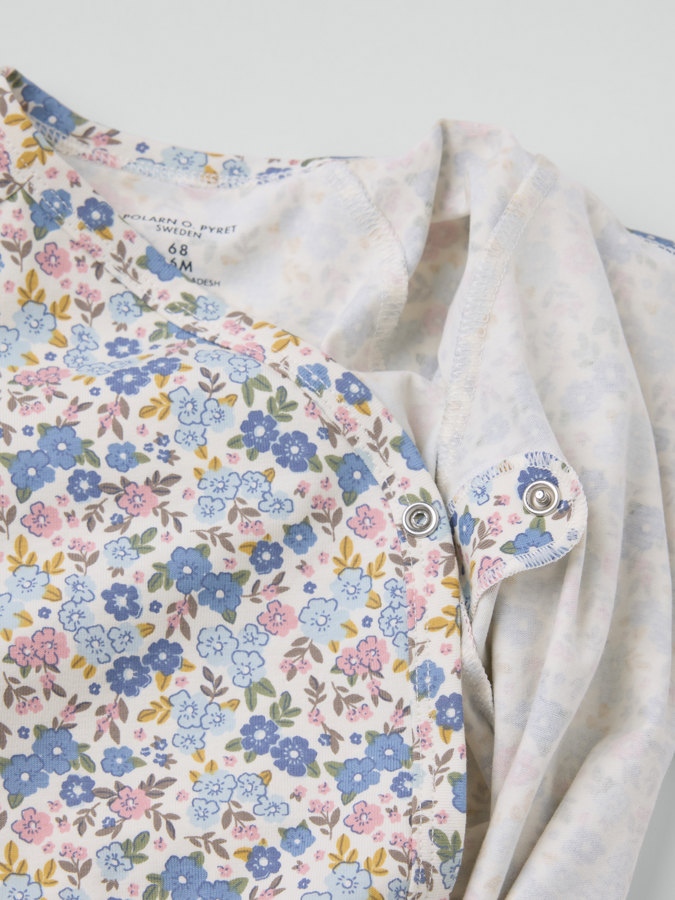 Omlottbody blommor Omlottbody blommor