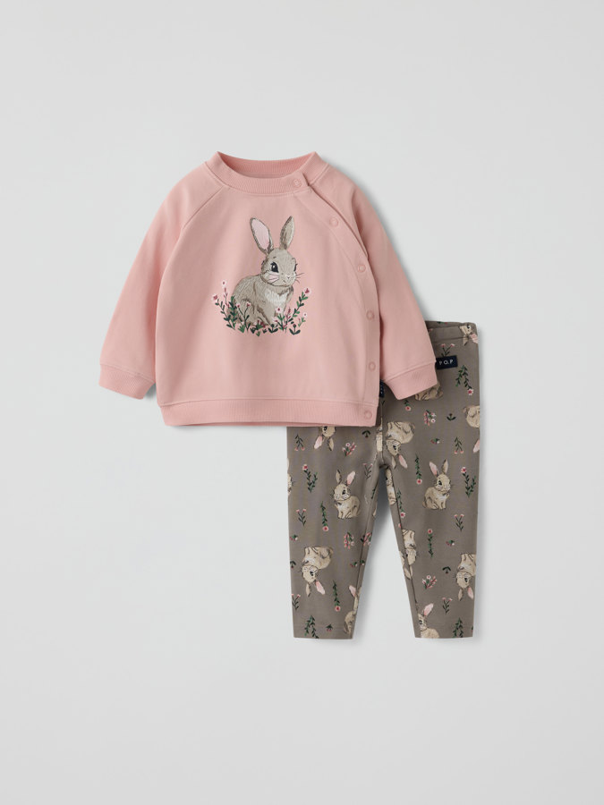 Set med tröja och leggings
